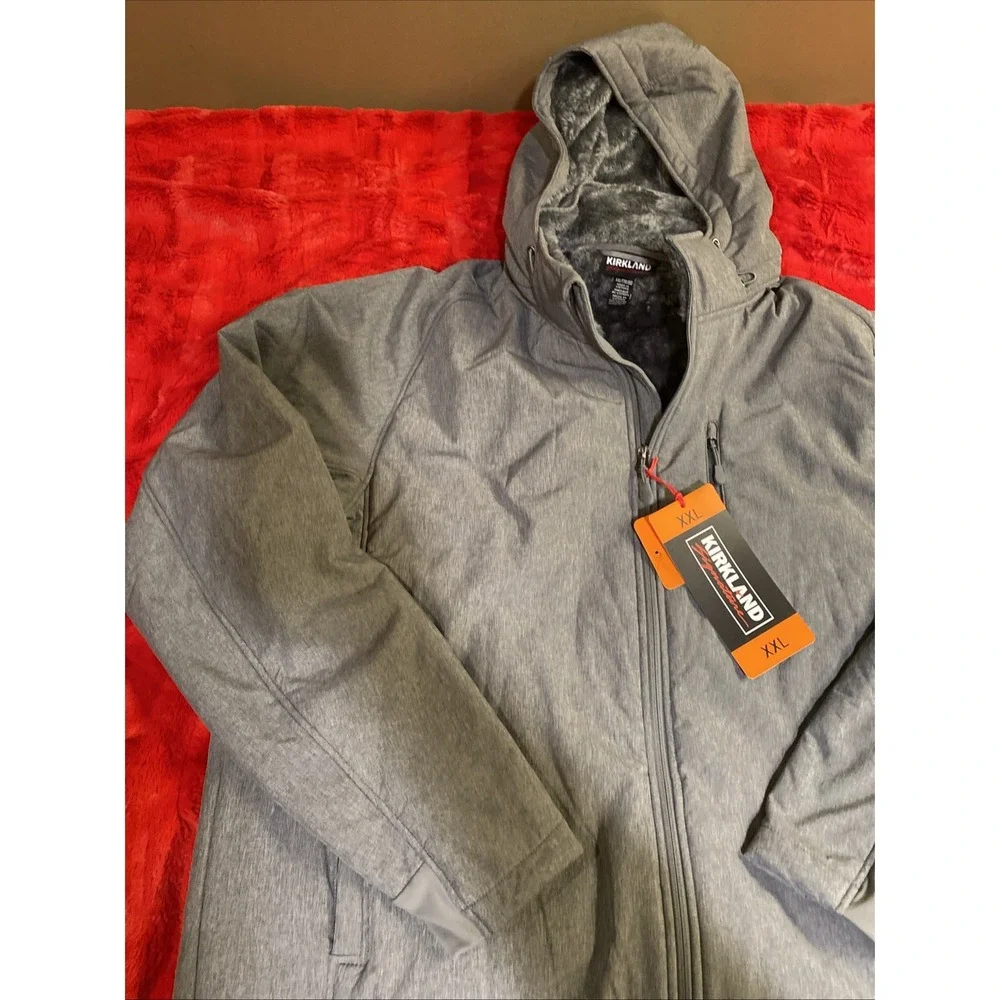 Kirkland Signature Men's Fleece‎ Lined Soft shell Jacket With Hood Size XXL